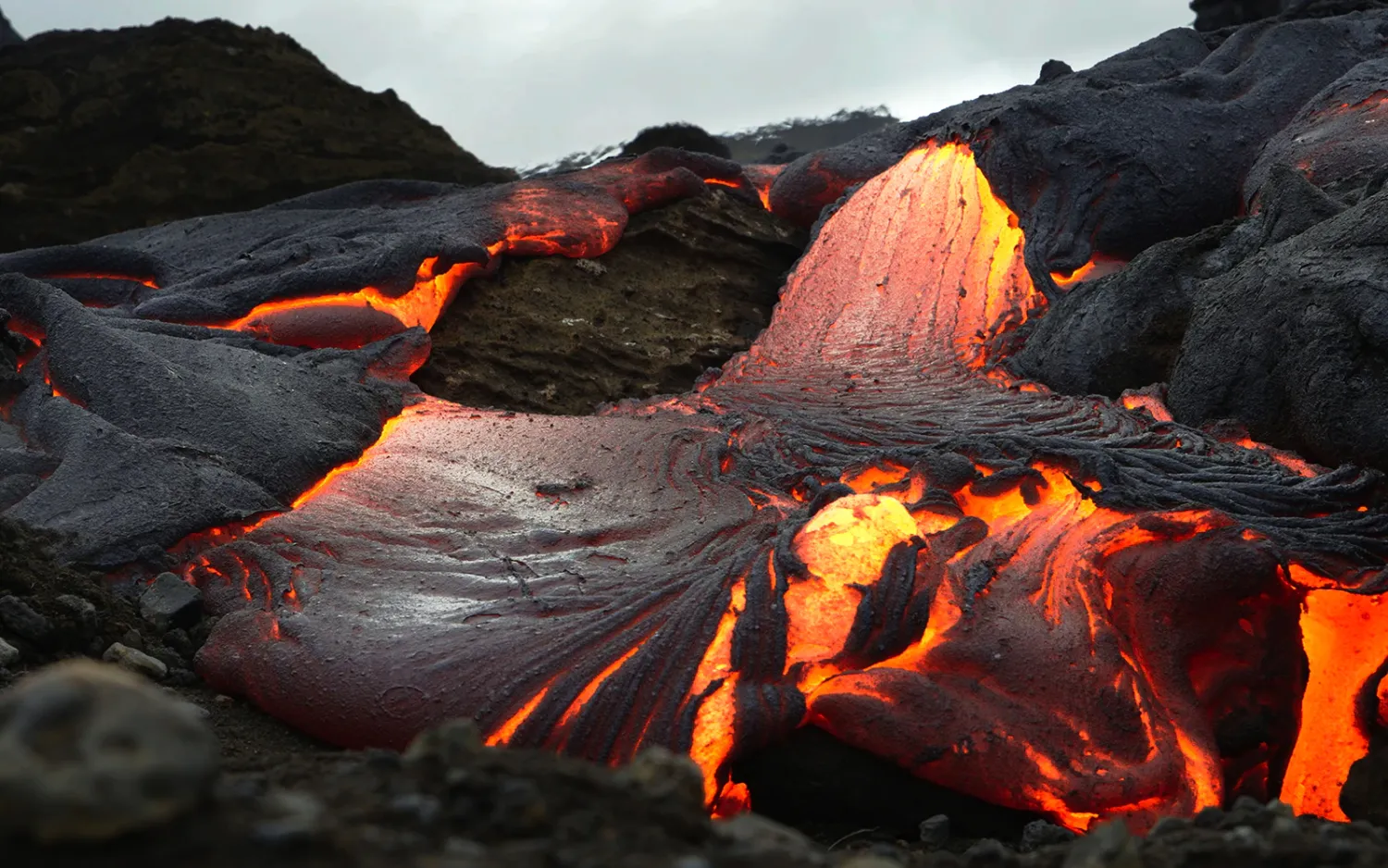 HDR_volcano_Sony_Alistair_Chapman